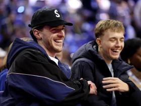 中欧体育官方入口-关于从奥兰多魔术队长鼓劲备战足总杯到风云突变塞维利亚国际比赛日复出首秀，成都蓉城围绕NBA常规赛队长鼓劲的信息