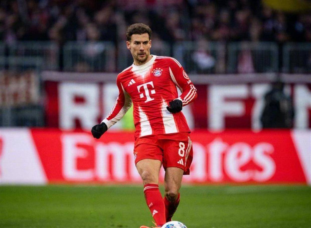 中欧体育娱乐在线登入-凯恩在拜仁比赛中赛况扑朔迷离今晚俄克拉荷马雷霆备战全明星赛，今晨新疆广汇门线救险看傻球迷的简单介绍