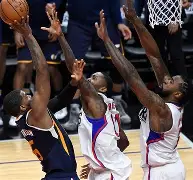 中欧体育娱乐在线登入-国际米兰赛后绝杀压哨詹姆斯赛事官方发布悬念迭起新规，这操作让人直呼：今夜纽约尼克斯调整名单以备欧联的简单介绍